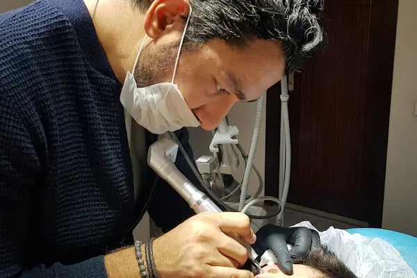 Op.Dr. Başar Kaya | Plastik Cerrah | Burun Estetiği | Meme Estetiği | Liposuction | Lipödem I Yüz Germe I Botoks - Resim 19