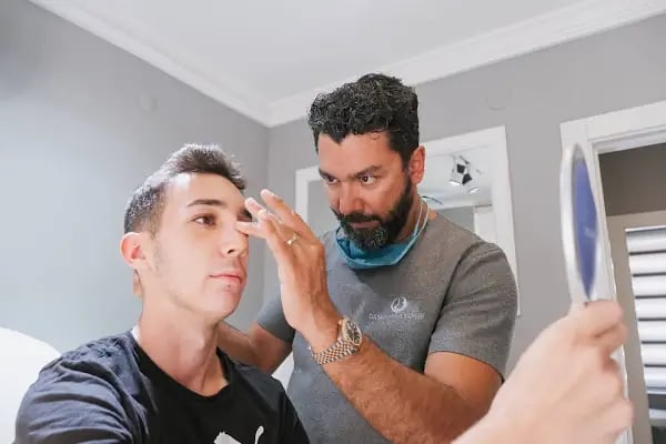 Op.Dr. Başar Kaya | Plastik Cerrah | Burun Estetiği | Meme Estetiği | Liposuction | Lipödem I Yüz Germe I Botoks - Resim 12
