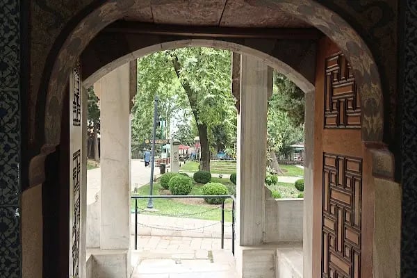Şehzade Ahmet Türbesi - Resim 11