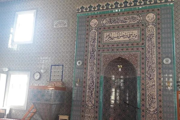 Osman Gazi Cami - Resim 11