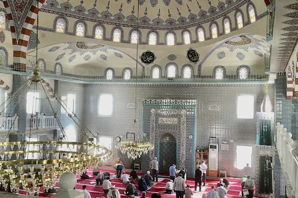 Osman Gazi Cami - Resim 2