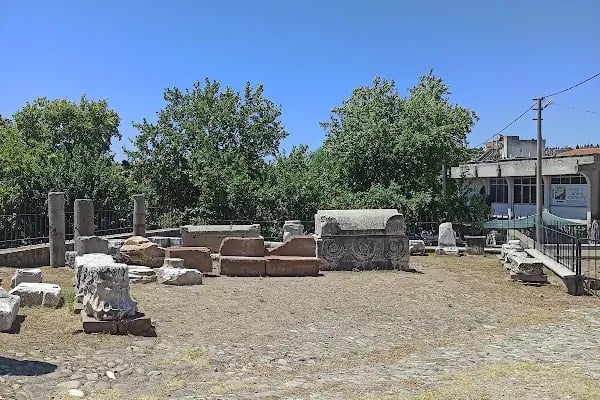 Kızılavlu (Bazilika) Örenyeri - Resim 19