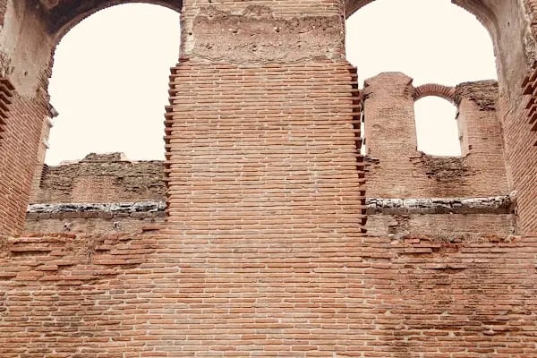 Kızılavlu (Bazilika) Örenyeri - Resim 16