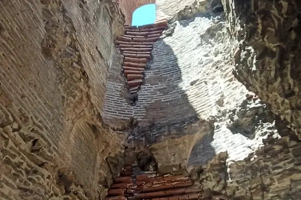 Kızılavlu (Bazilika) Örenyeri - Resim 11