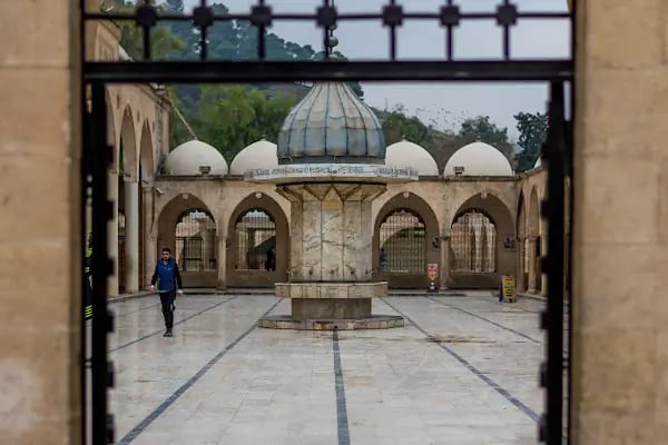 Hasan Padişah Camii - Resim 16