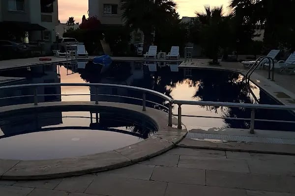 Karabey Sitesi Havuzbaşı - Resim 3
