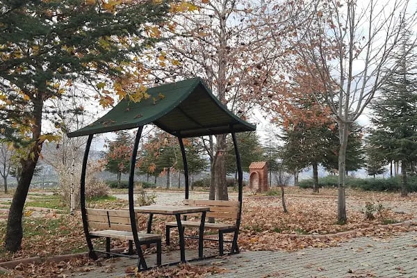 Ahmet Özbek Parkı - Resim 4