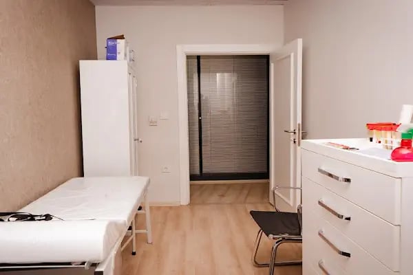 Dr. Ayşe İlknur Çelik, Kadın Hastalıkları Doğum ve Tüp Bebek Uzmanı - Resim 17