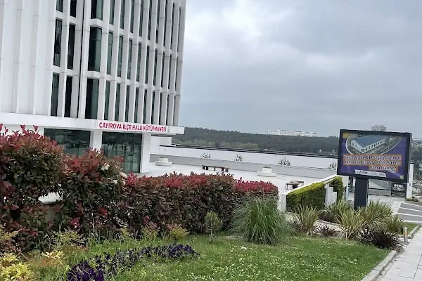 T.C. Kültür ve Turizm Bakanlığı Çayırova İlçe Halk Kütüphanesi - Resim 4