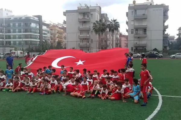 Oba Sadullahoğlu Futbol Sahası - Resim 4