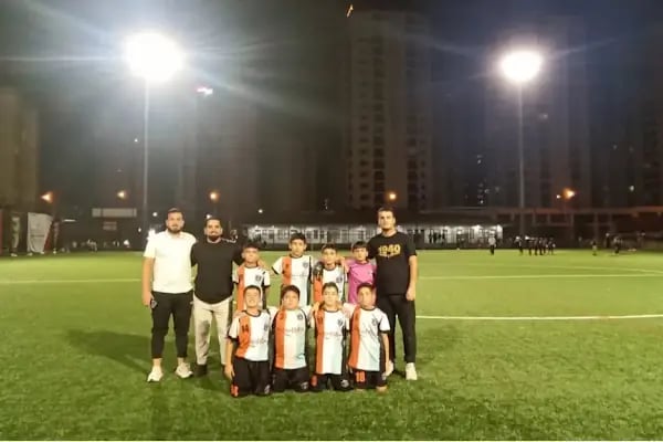 Çukurova Tevriz Dura Futbol Sahasi - Resim 15