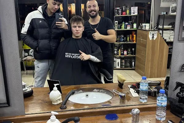 Furkan Çelebi Saç Atölyesi - Resim 2