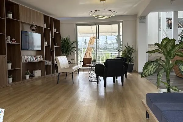 Bodrum Diş Kliniği MyndosDent - İmplantoloji - Çocuk Diş - Ortodonti - Resim 4
