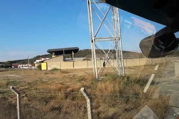 Aliağa Atatürk Stadyumu - Resim 10