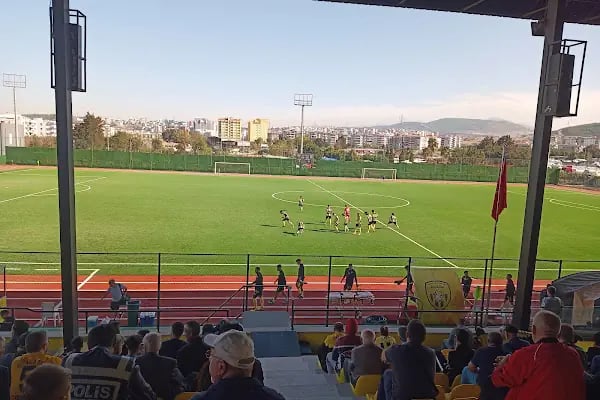 Aliağa Atatürk Stadyumu - Resim 4