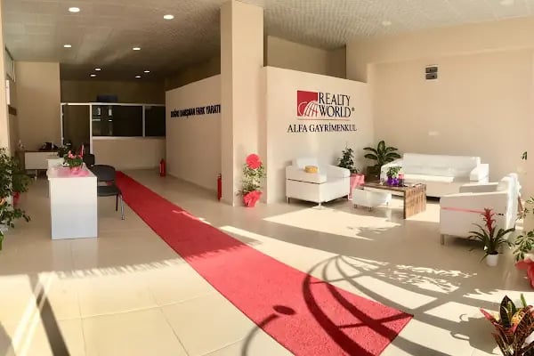 REALTY WORLD ALFA GAYRİMENKUL - Resim 1