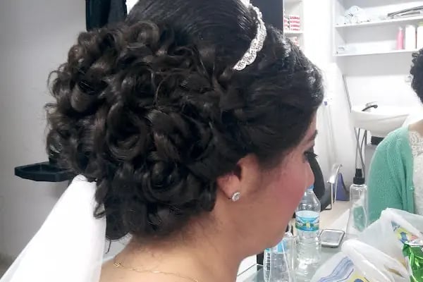 Sud Hair & Makeup - Resim 13