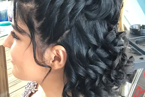 Sud Hair & Makeup - Resim 18