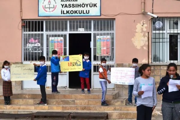 Yassıhüyük İlköğretim Okulu - Resim 1