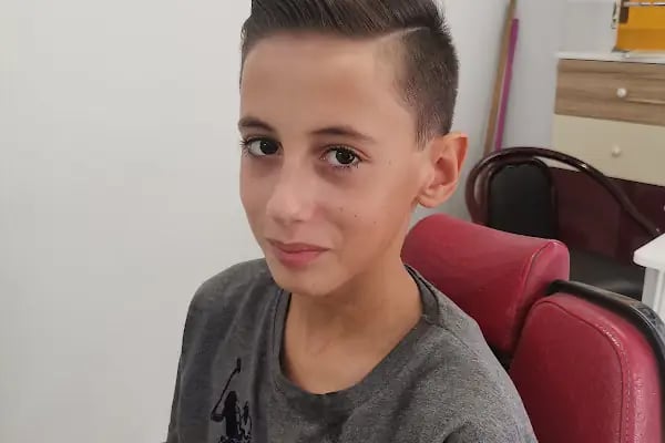 Karşıyaka Erkek Kuaförü Neco - Resim 13