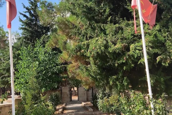 Hacım Sultan Türbesi - Resim 17