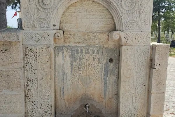 Hacım Sultan Türbesi - Resim 4