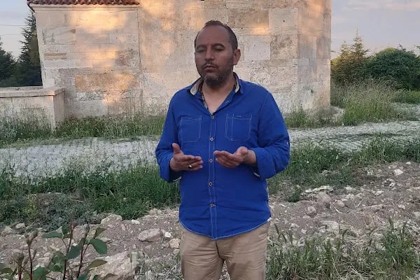 Hacım Sultan Türbesi - Resim 14