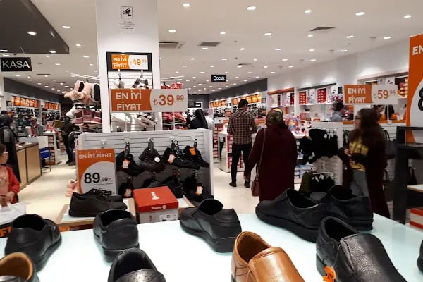 M1 Konya Alışveriş Merkezi - Resim 6