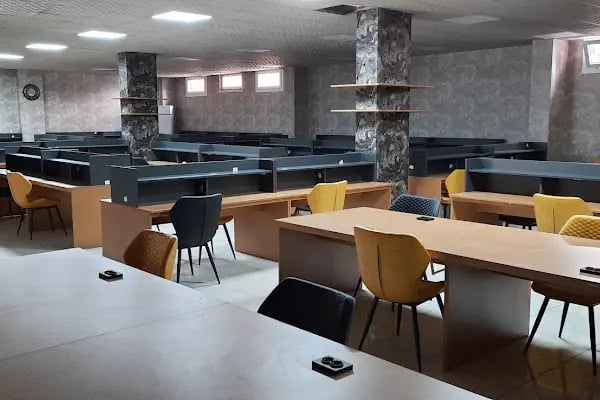 Baykuş Akademi Kütüphane ve Kafe - Resim 8