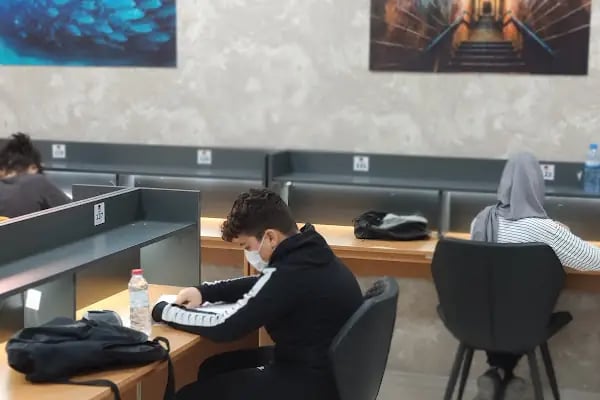 Baykuş Akademi Kütüphane ve Kafe - Resim 9