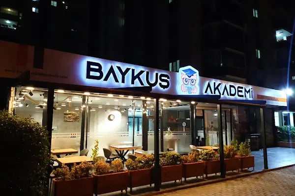 Baykuş Akademi Kütüphane ve Kafe - Resim 17