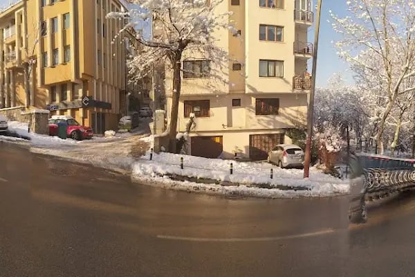 Yeşil Katlı Otopark - Resim 16