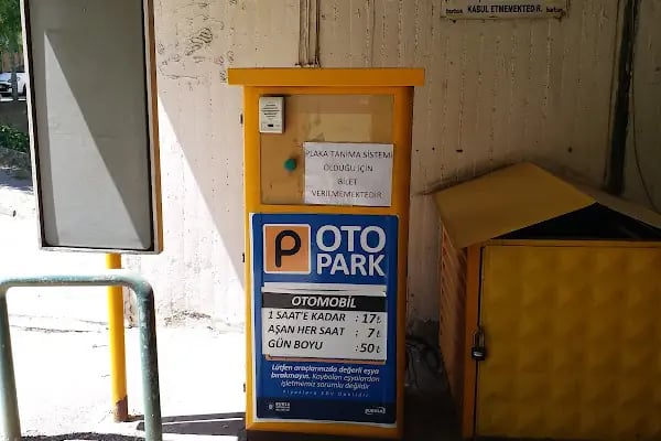 Yeşil Katlı Otopark - Resim 4