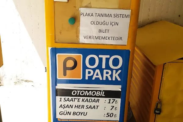 Yeşil Katlı Otopark - Resim 13