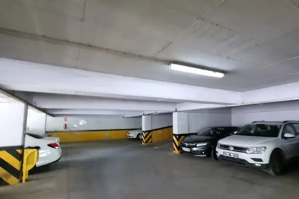 Yeşil Katlı Otopark - Resim 19