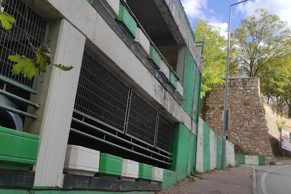 Yeşil Katlı Otopark - Resim 5