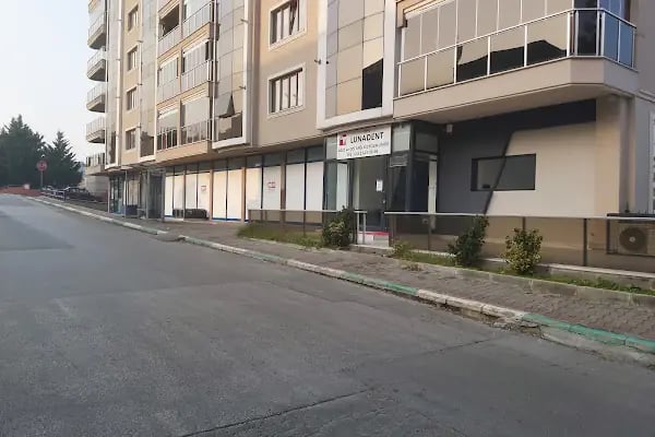 Özel Lunadent Ağız ve Diş Sağlığı Polikliniği - Resim 6