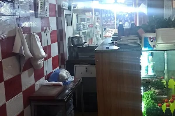 Nikopolis Cafe & Restaurant - Resim 1