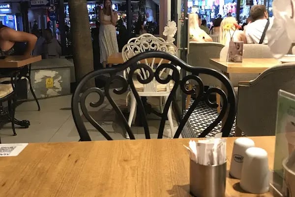MADO Cafe Gümbet - Resim 9