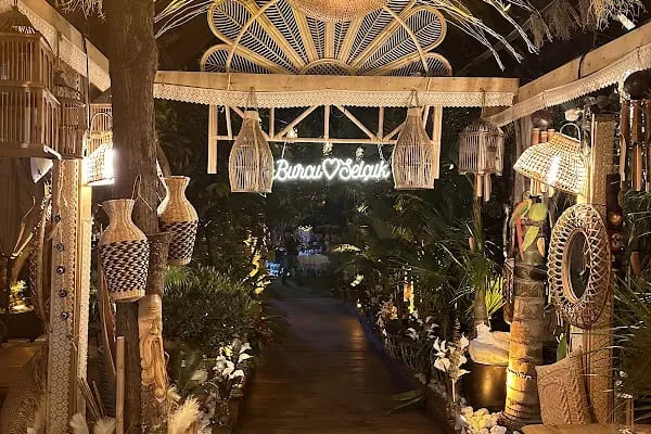 Patlıcan Cafe & Restaurant - Resim 4