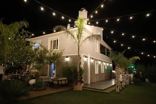 Patlıcan Cafe & Restaurant - Resim 2