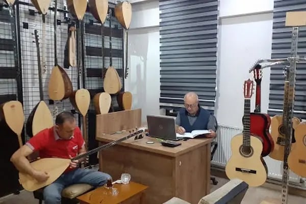 Şahin Müzik Evi - Resim 2