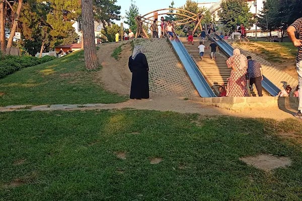 Küçükçekmece Belediyesi Macera Parkı - Resim 3