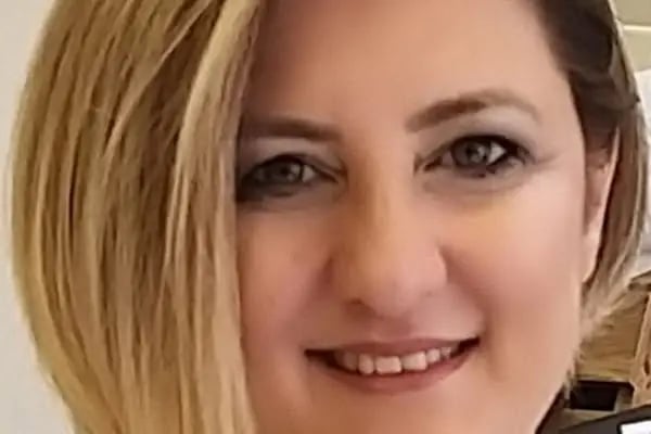 Dt. Funda Töngemen Arıcıoğlu, Diş Hekimi - Resim 1