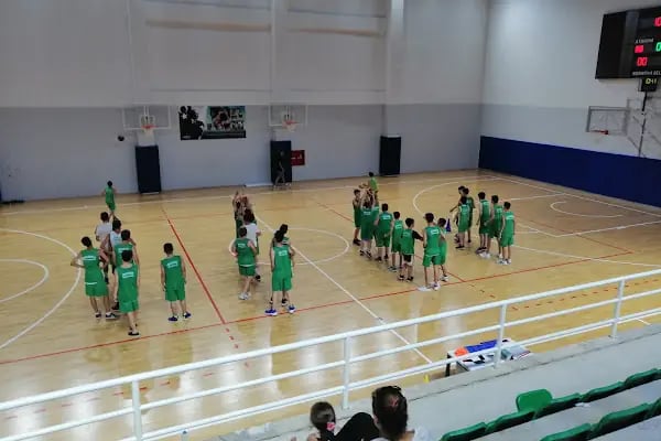 Bornova Belediyesi Atatürk Spor Kompleksi - Resim 4