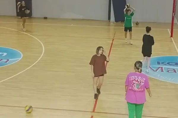 Bornova Belediyesi Atatürk Spor Kompleksi - Resim 19