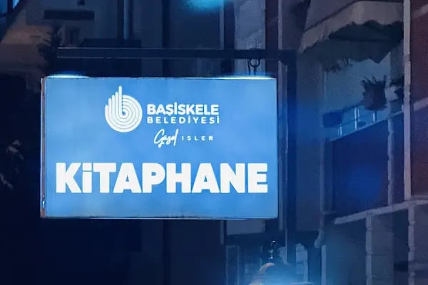 Başiskele Belediyesi Halk Kütüphanesi (Kitaphane) - Resim 10