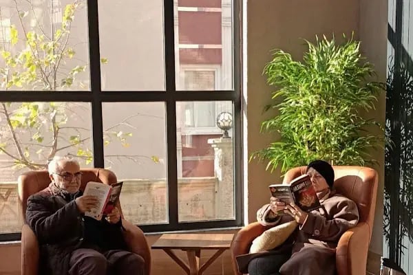 Başiskele Belediyesi Halk Kütüphanesi (Kitaphane) - Resim 4
