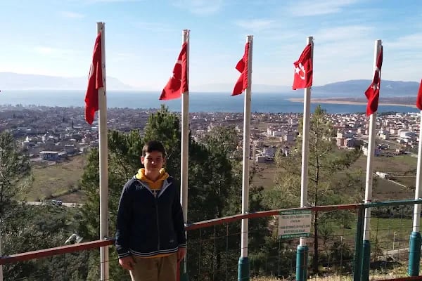 Bayraklı Dede Türbesi - Resim 7