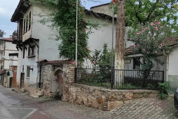 Bayraklı Dede Türbesi - Resim 20